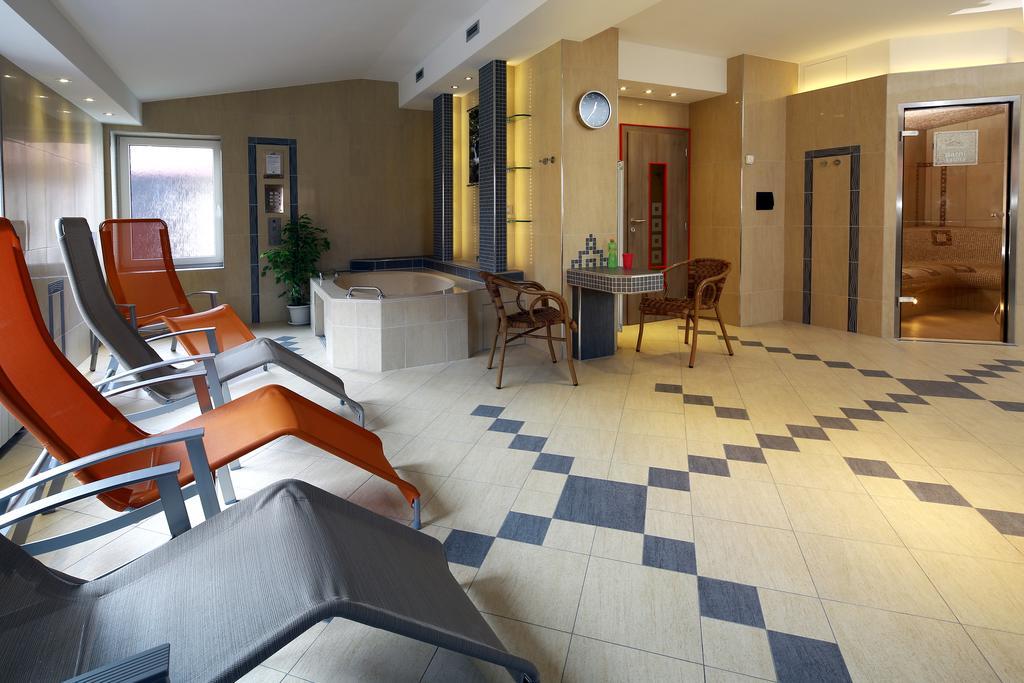Wellness Penzion Pod Rozhlednou Kostelec nad Orlici Luaran gambar