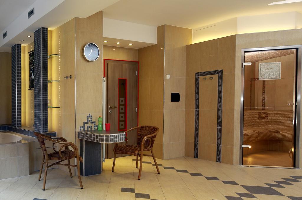 Wellness Penzion Pod Rozhlednou Kostelec nad Orlici Luaran gambar